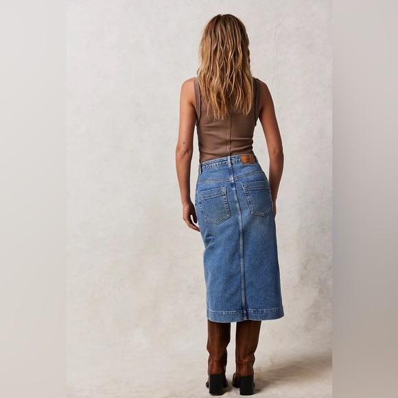 Free People We The Free Wild Roses Midi Skirt Size 28 Dark Blue - Picture 2 of 12